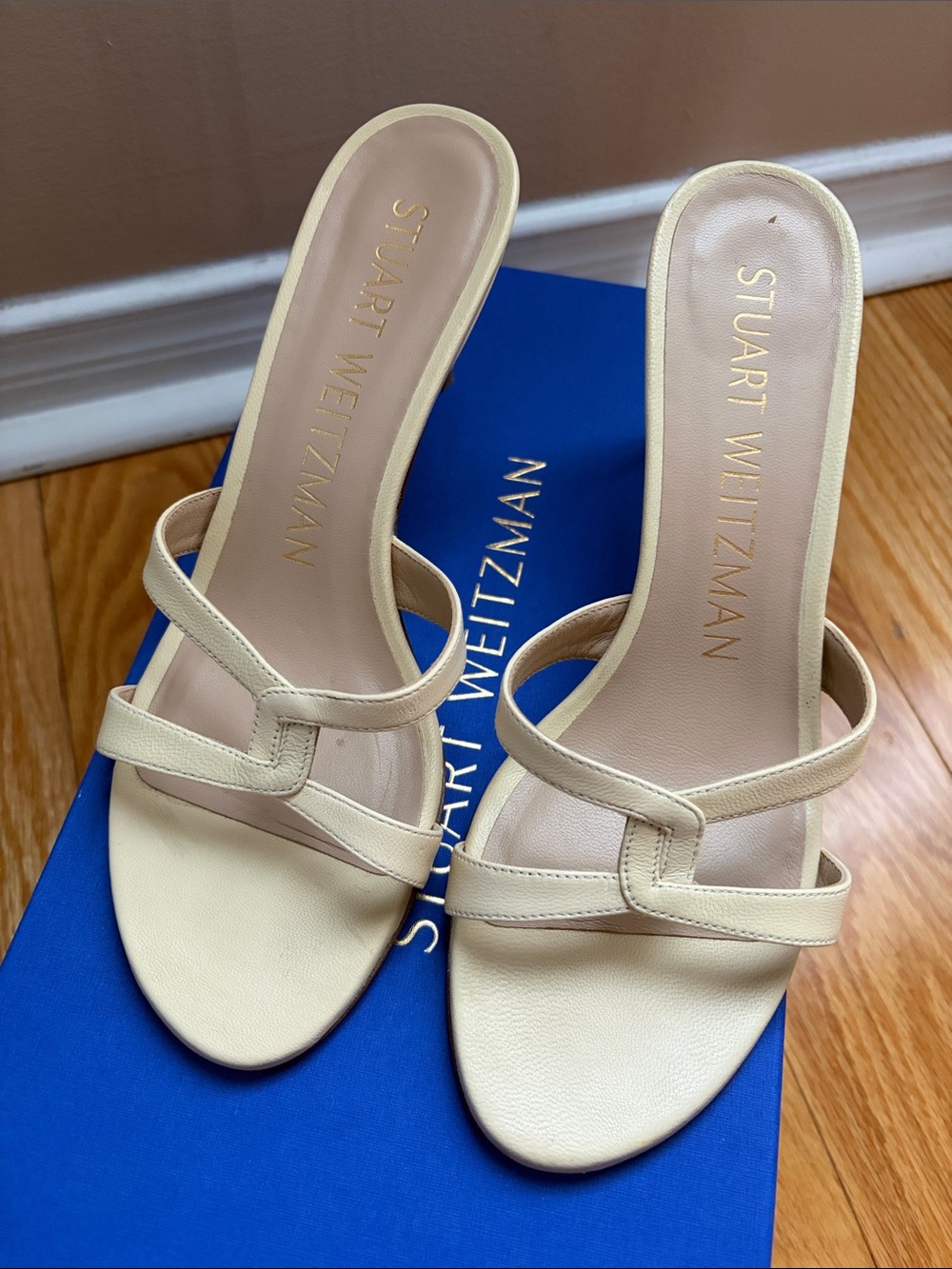 Stuart Weitzman Soiree Sleek 75 Sandal - Picture 2 of 3